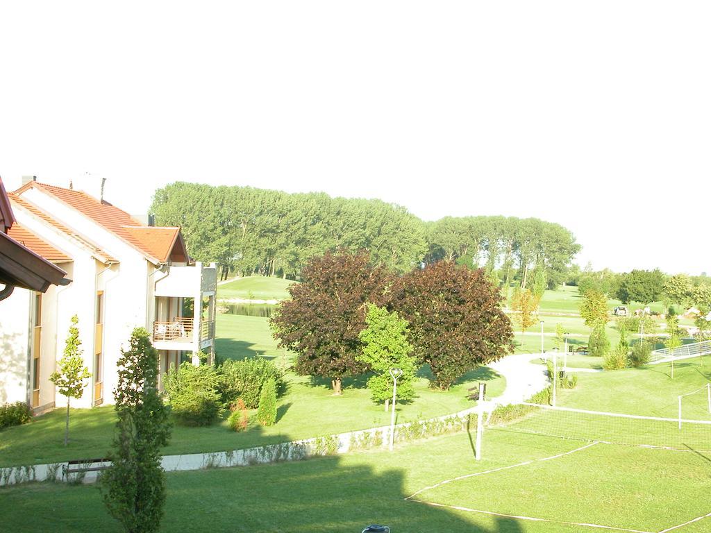 Apartman Golf Lux Bük Exterior foto